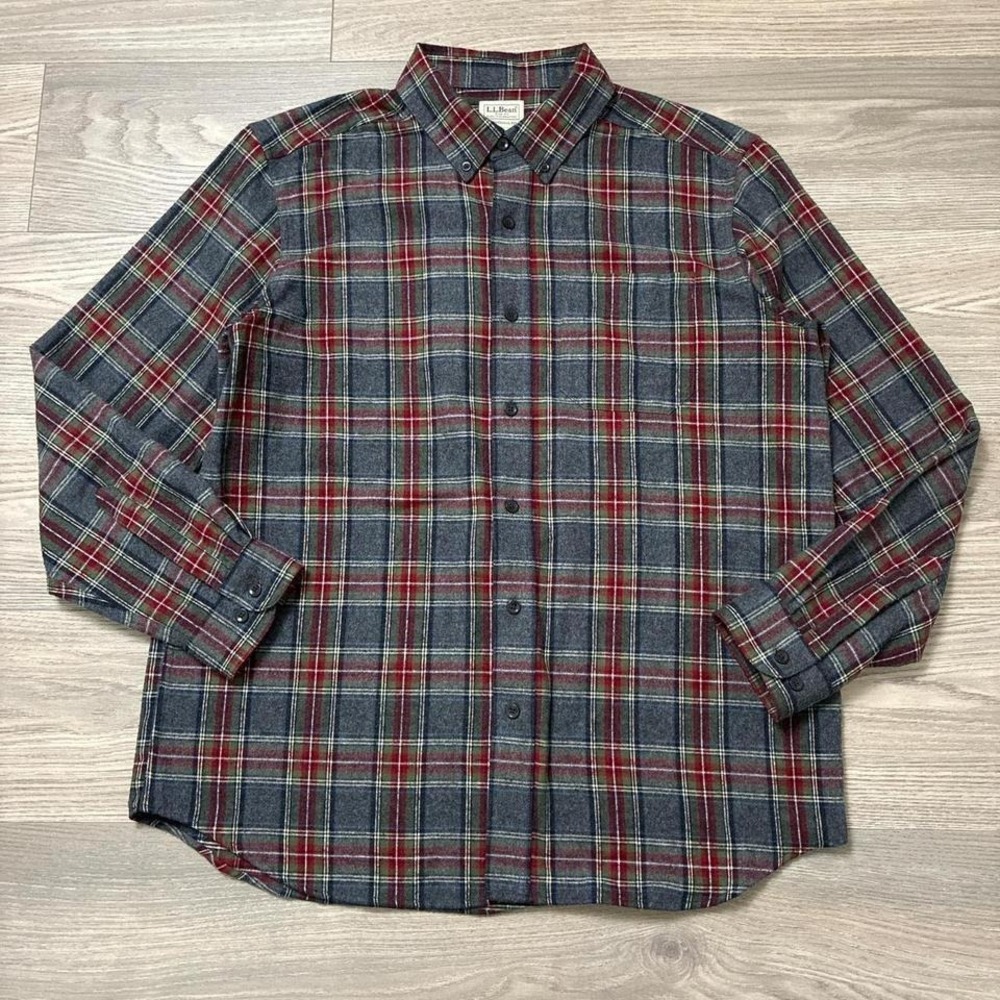 L.L. Bean Red & Gray Plaid Flannel Cotton Button Down Shirt Size Large